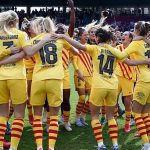 A la imatge, el FC Barcelona, campió de la Lliga 2019/2020, celebrant la victòria. (Ana Jiménez / FCB)