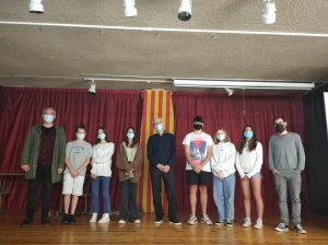 Alumnes durant l'entrevista a l'arquitecte Víctor Rahola