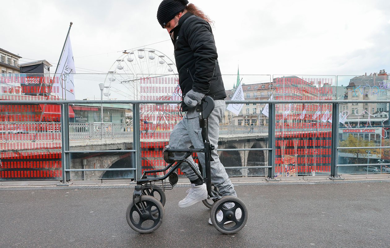 Implants paraplegia