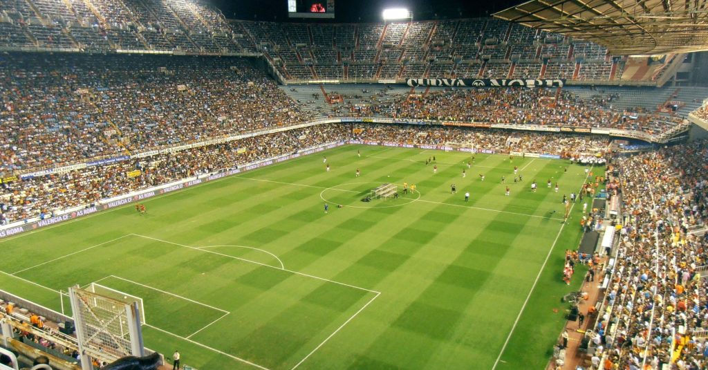 El futbolista del Reial Madrid va ser insultat a l'estadi de Mestalla, a València. (Tot-futbol/ Wikimedia Commons)