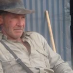 Harrison Ford torna a posar-se al paper d'Indiana Jones. A la foto, durant el rodatge d'Indiana Jones i el regne de la calavera de vidre (John Griffiths /Wikipedia)