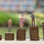 Hi ha moltes maneres d'intentar mesurar la desigualtat econòmica en una societat, però hi ha dos indicadors que han esdevingut els més habituals. (Jcomp / Freepik)