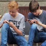 El 60% dels adolescents a Espanya utilitzen les xarxes socials com a principal mitjà per informar-se (Natureadict/ Pixabay)