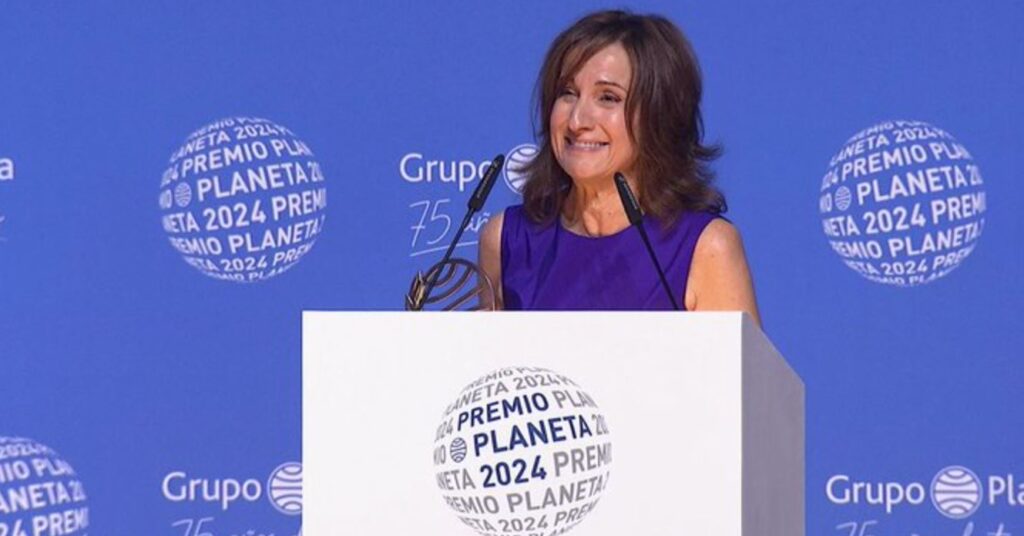 Paloma Sánchez-Garnica, guanyadora del Premi Planeta 2024 per la novel·la Victoria (Planeta)