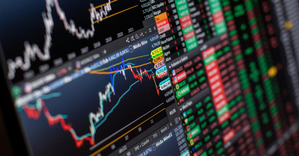 A la borsa els inversors i les empreses compren i venen parts de les empreses conegudes com a “accions”/Romulo Queiroz-Pexels