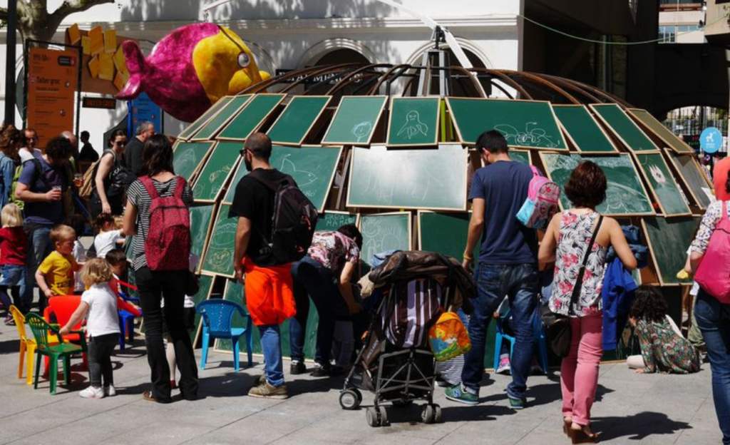 El festival Món Llibre promou l'hàbit i el plaer lector entre infants i adolescents/Vicente Zambrano-Ajuntament de Barcelona