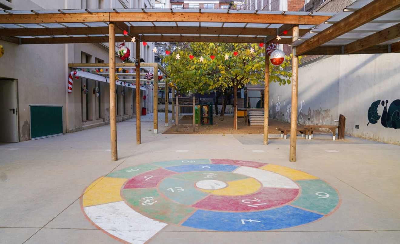 Els veïns i veïnes de Barcelona podran gaudir de més espais de joc compartit durant l'estiu/Ajuntament de Barcelona