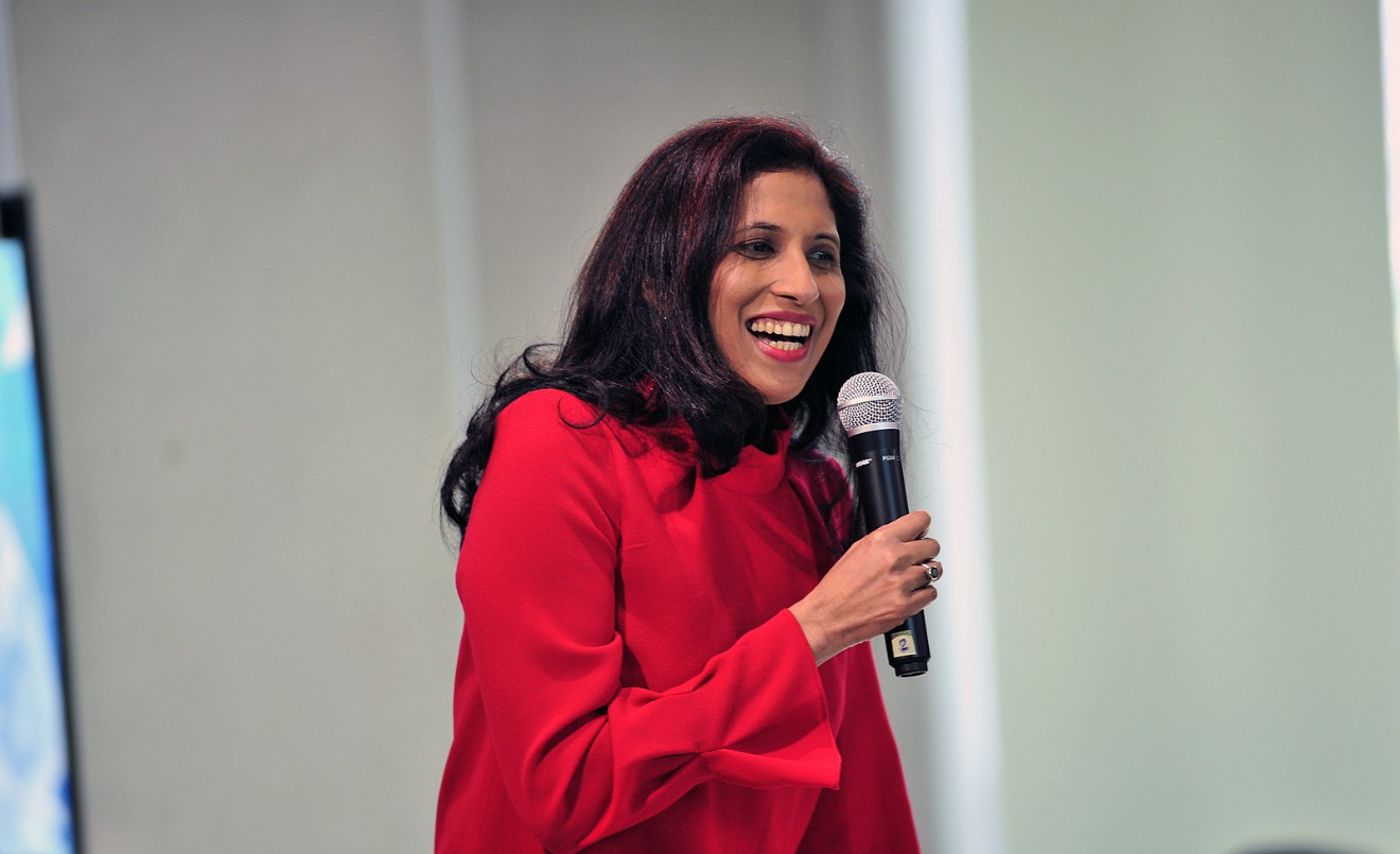Leena Nair és CEO de Chanel i una veu activa en la igualtat i diversitat dins l’empresa. (Yoliveros-Wikimedia Commons)