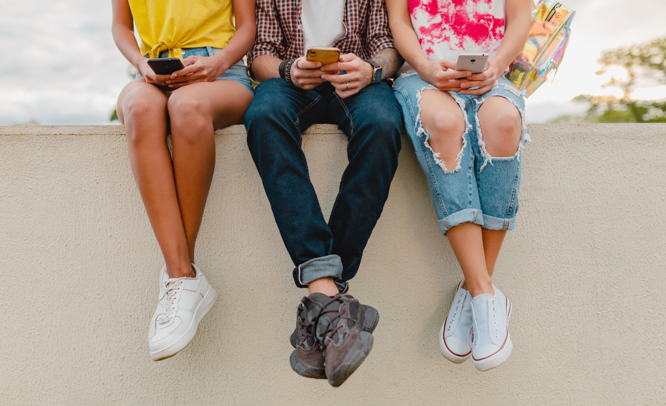 La seguretat digital fa referència a la manera com protegim les nostres dades i la nostra identitat quan estem navegant a internet/Freepik